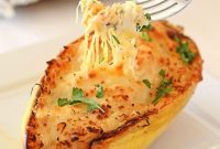 Spicy Buffalo Chicken Spaghetti Squash