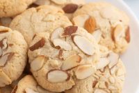 Grecian Amygdalota Almond Delights