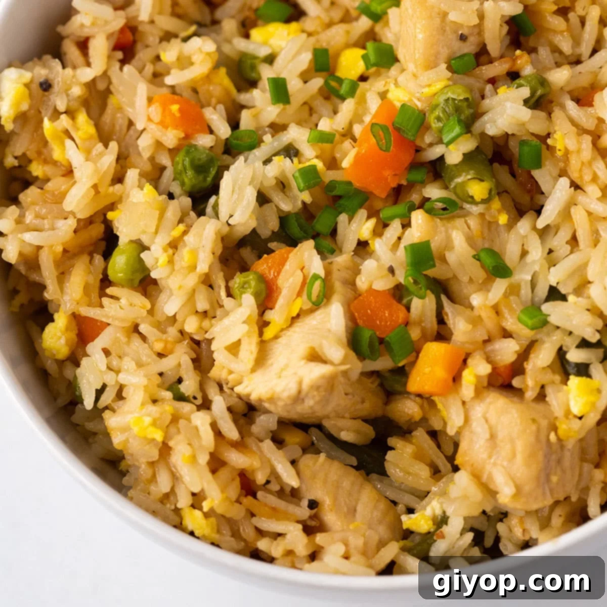 Effortless Instant Pot Chicken Fried Rice 1 featured 38643