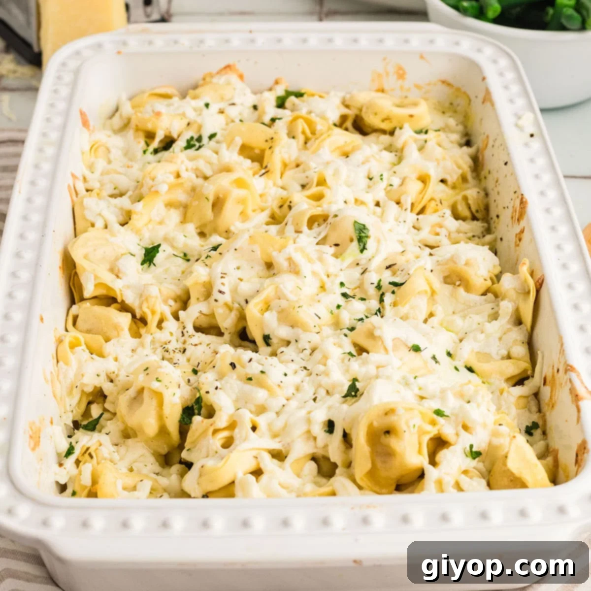 Creamy Baked Tortellini Alfredo 1 featured 44777