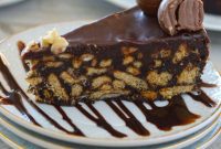 No-Bake Chocolate Biscuit Cake