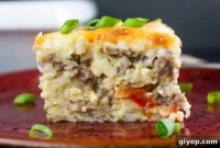 Hearty Sausage Hashbrown Bake