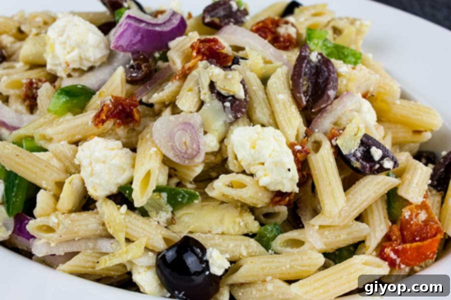 Zesty Greek Pasta Salad 1 featured 23068