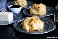 Quick and Fluffy Buttermilk Drop Biscuits