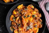 Simple Skillet Italian Sausage and Spinach Tortellini
