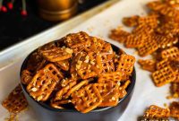 Golden Toffee Pretzel Delights