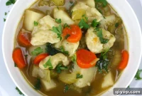 Veggie Dumpling Soup