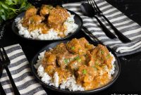 Slow Cooker Tender Beef Tips in Gravy
