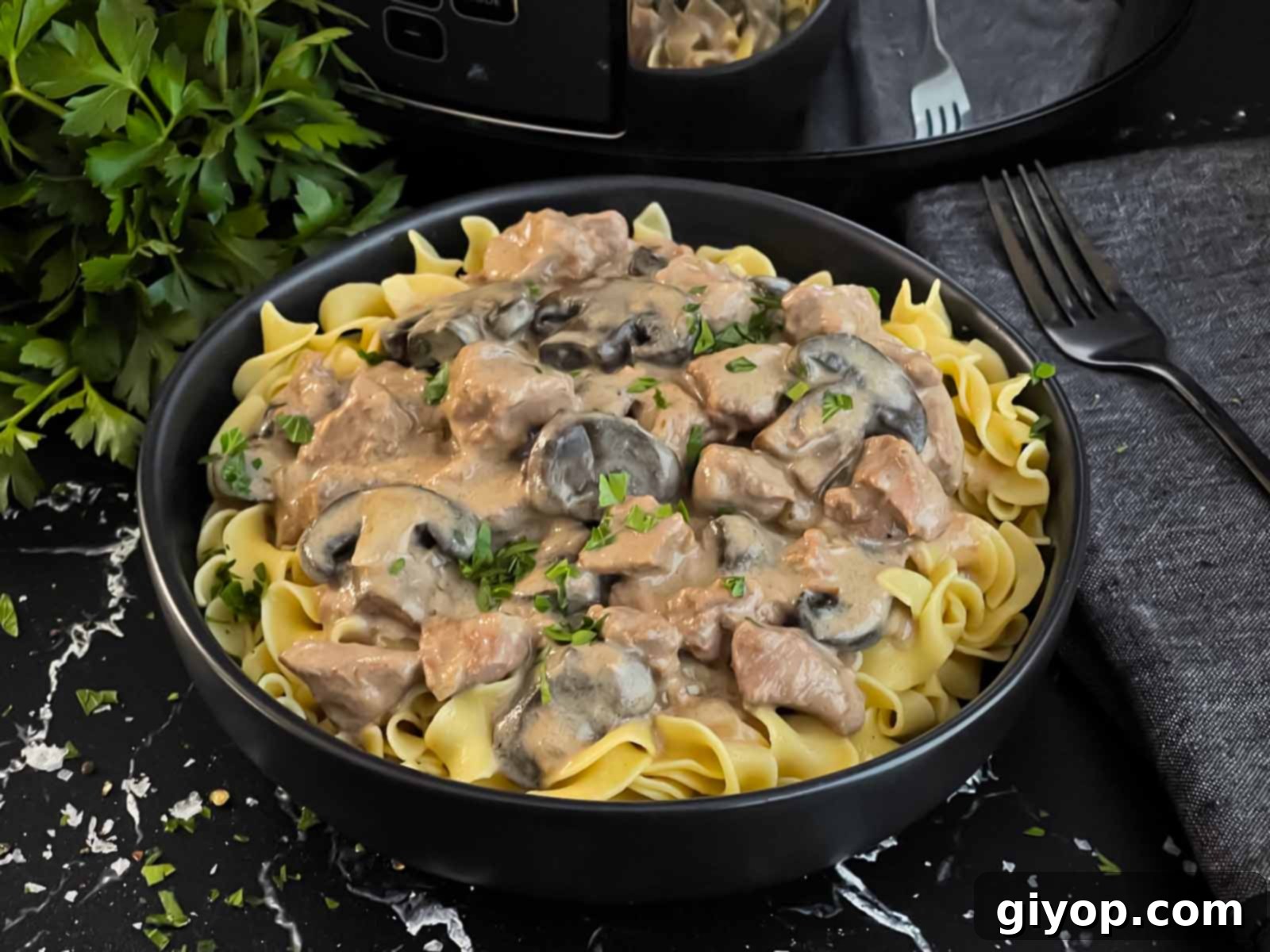 Slow Cooker Beef Stroganoff From Scratch 1 featured 55012